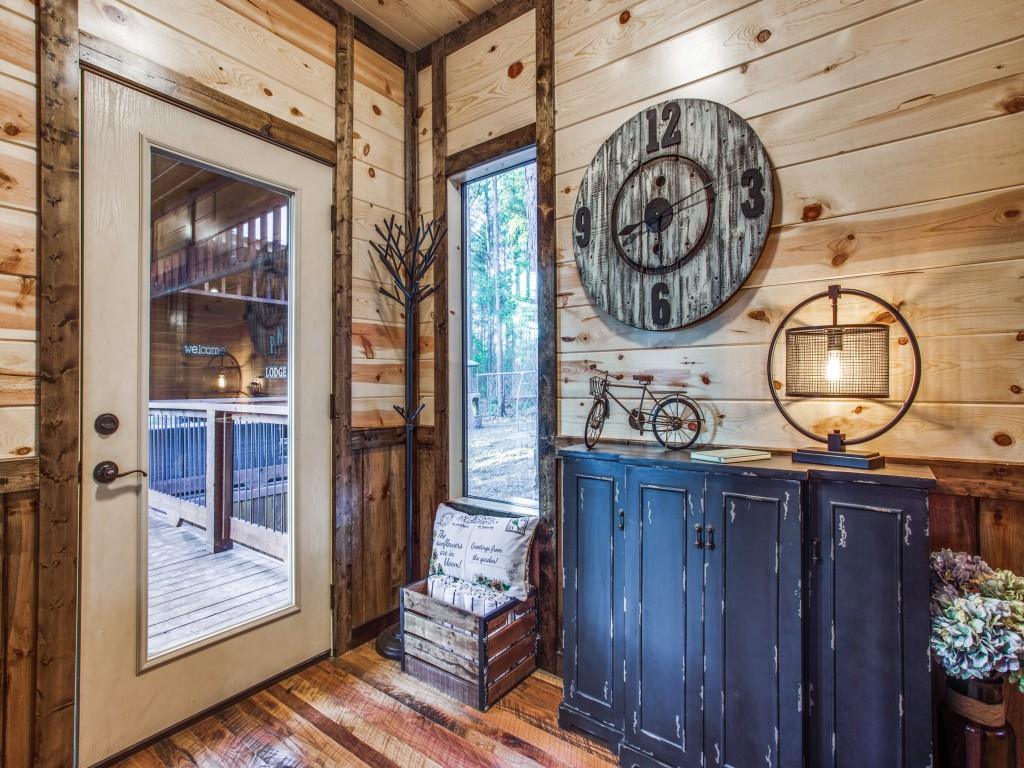 Enjoying all the thoughtful details in our cabin retreat